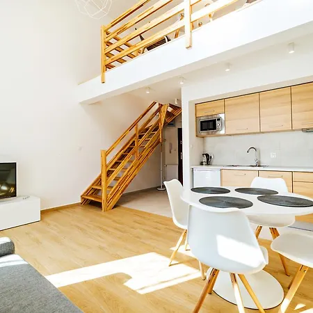 아파트 Residence, Sun & Snow *