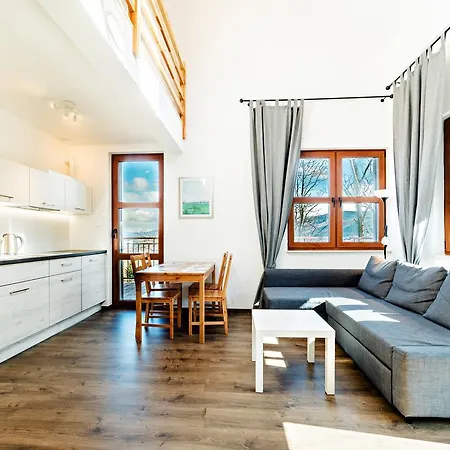 아파트 Residence, Sun & Snow