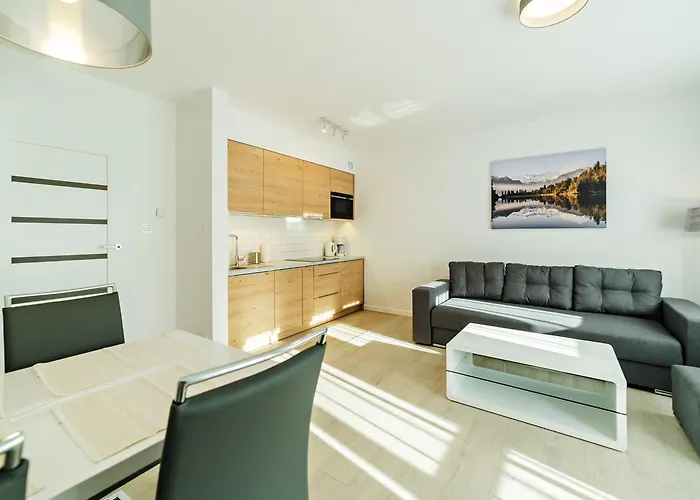 Residence, Sun & Snow